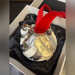 NIB Pandora 2018  Christmas Spectacular Starring Rockettes Ornament